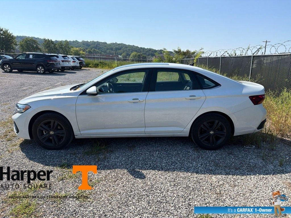 Used 2024 Volkswagen Jetta 1.5T SE Sedan