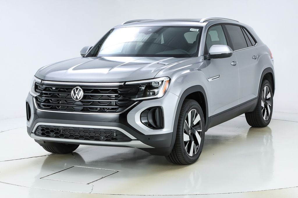 New 2026 Volkswagen Atlas Cross Sport SE w/Technology