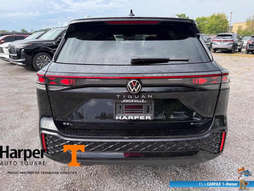 Used 2025 Volkswagen Tiguan 2.0T SEL R-Line SUV