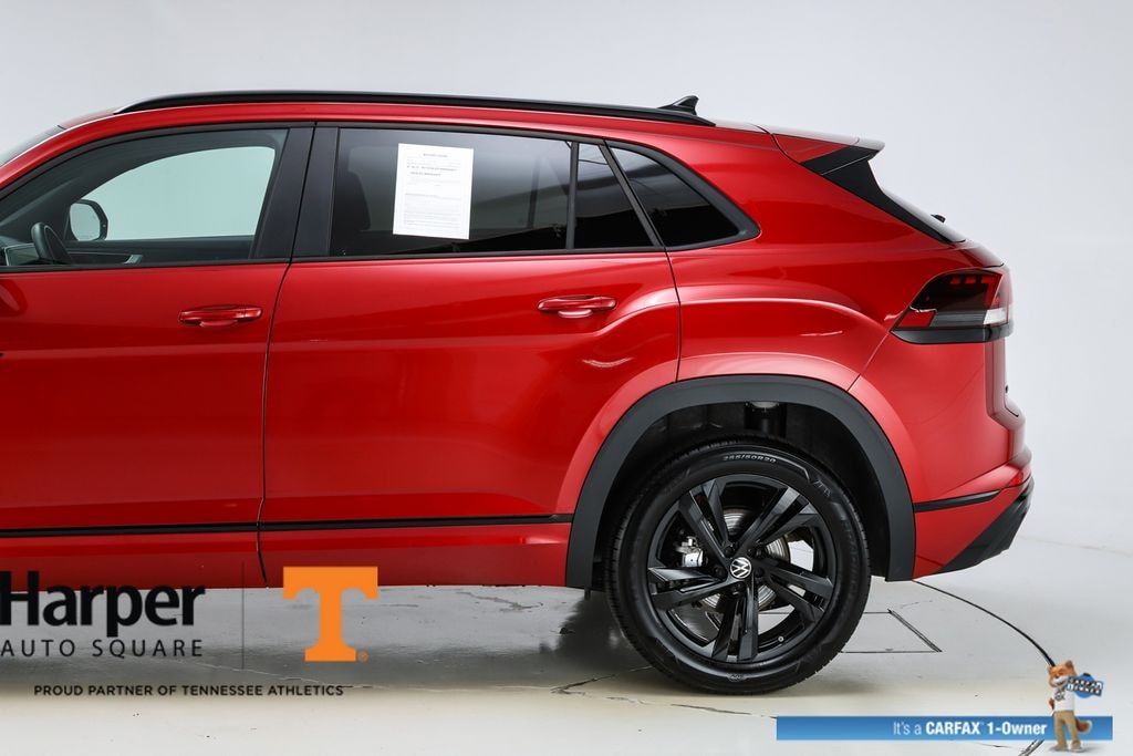 Used 2025 Volkswagen Atlas Cross Sport 2.0T SEL R-Line Black SUV