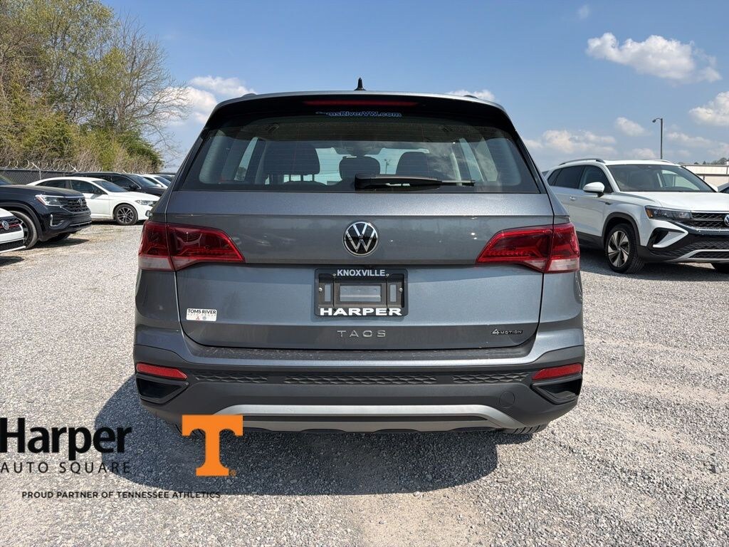 Used 2024 Volkswagen Taos 1.5T S SUV
