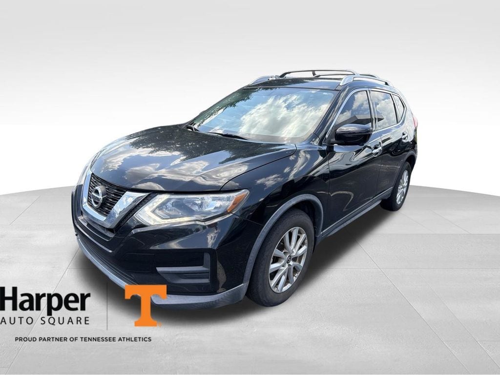 Pre-Owned 2017 Nissan Rogue SV