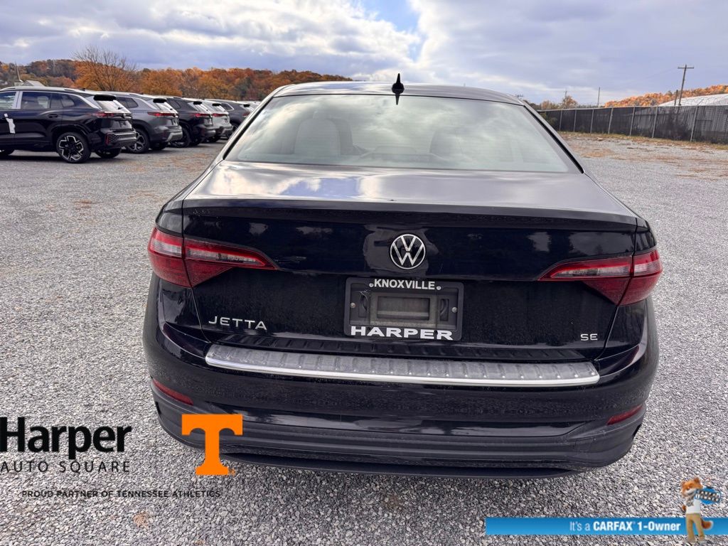 2023 Volkswagen Jetta 1.5T SE photo 4