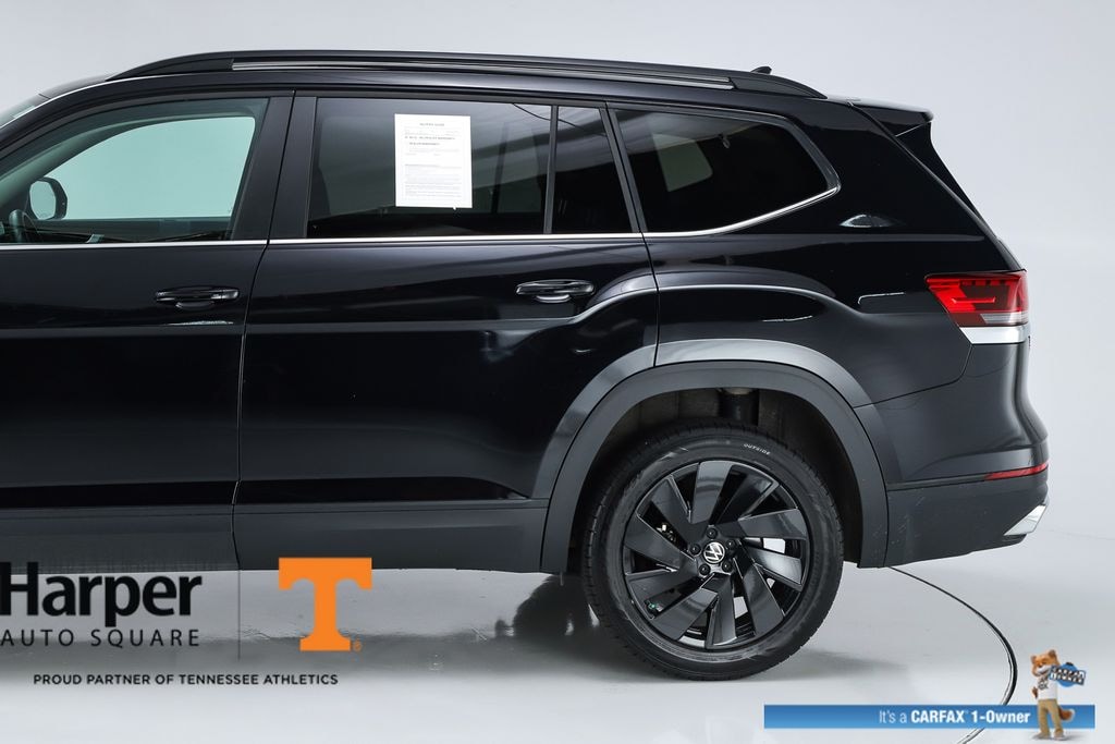 Used 2024 Volkswagen Atlas 2.0T SE w/Technology SUV