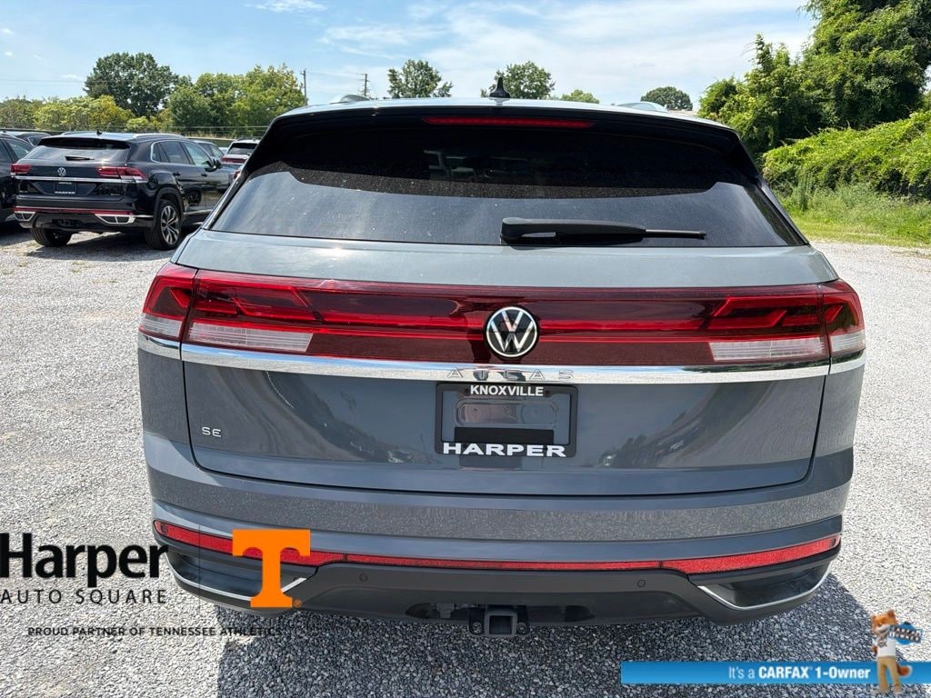 Used 2024 Volkswagen Atlas Cross Sport 2.0T SE w/Technology SUV