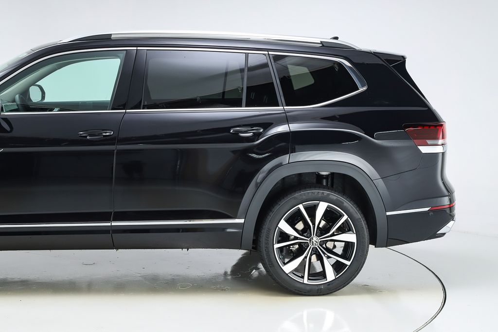 2026 Volkswagen Atlas SEL Premium R-Line photo 3