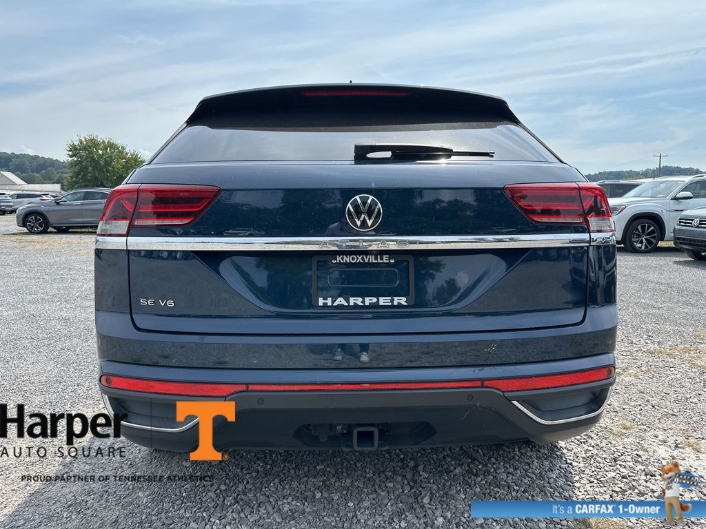 2022 Volkswagen Atlas Cross Sport V6 SE Technology photo 2