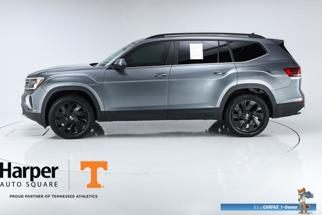 Used 2024 Volkswagen Atlas 2.0T SE w/Technology SUV