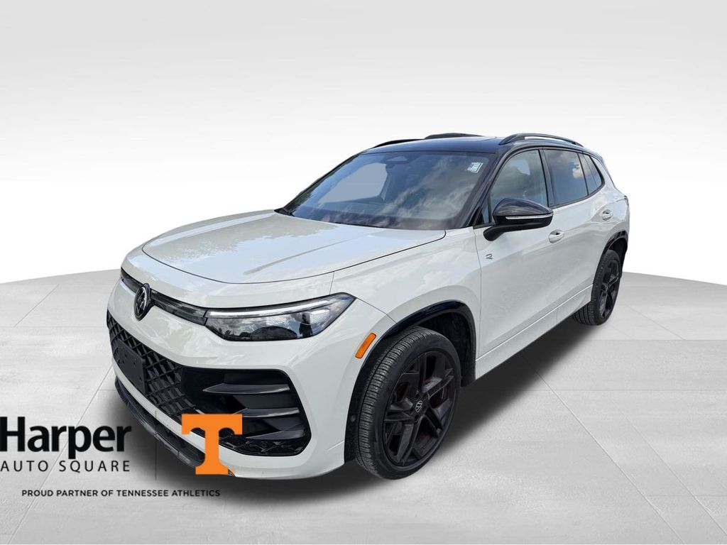 Pre-Owned 2025 Volkswagen Tiguan 2.0T SE R-Line Black