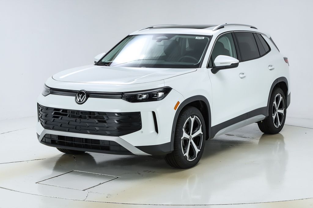 New 2025 Volkswagen Tiguan 2.0T SE SUV