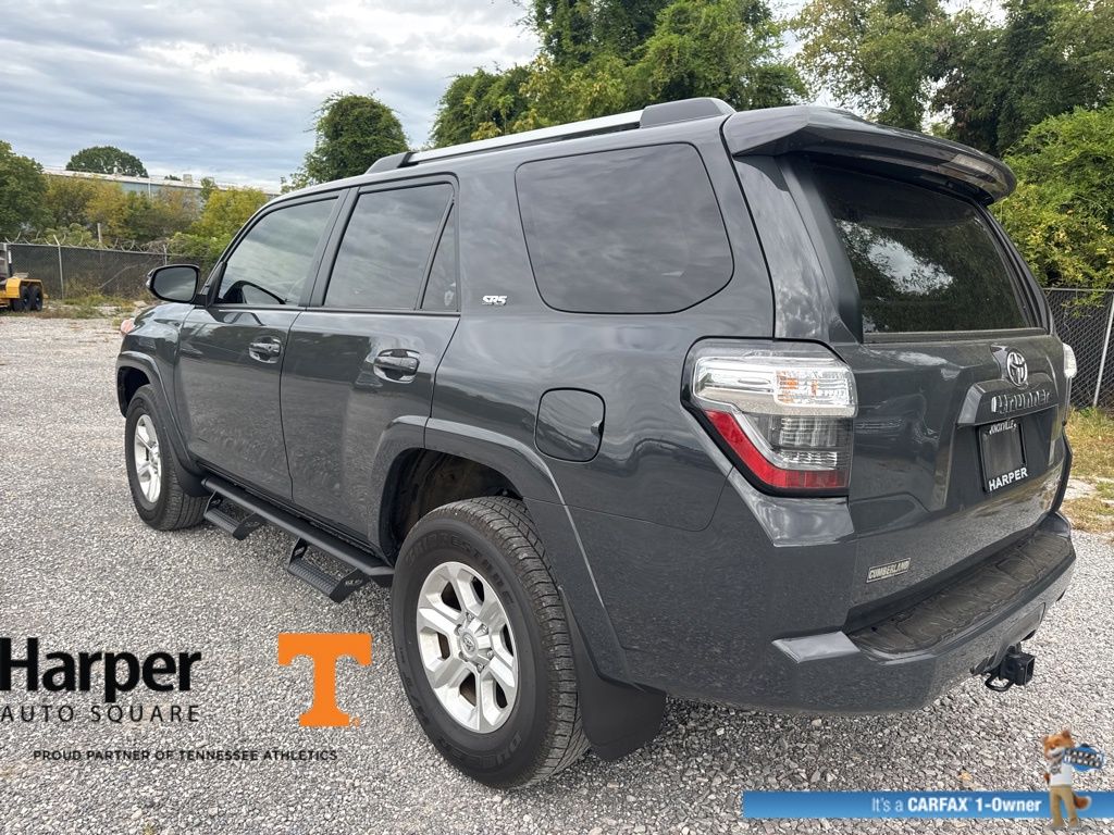2024 Toyota 4Runner SR5 Premium photo 2