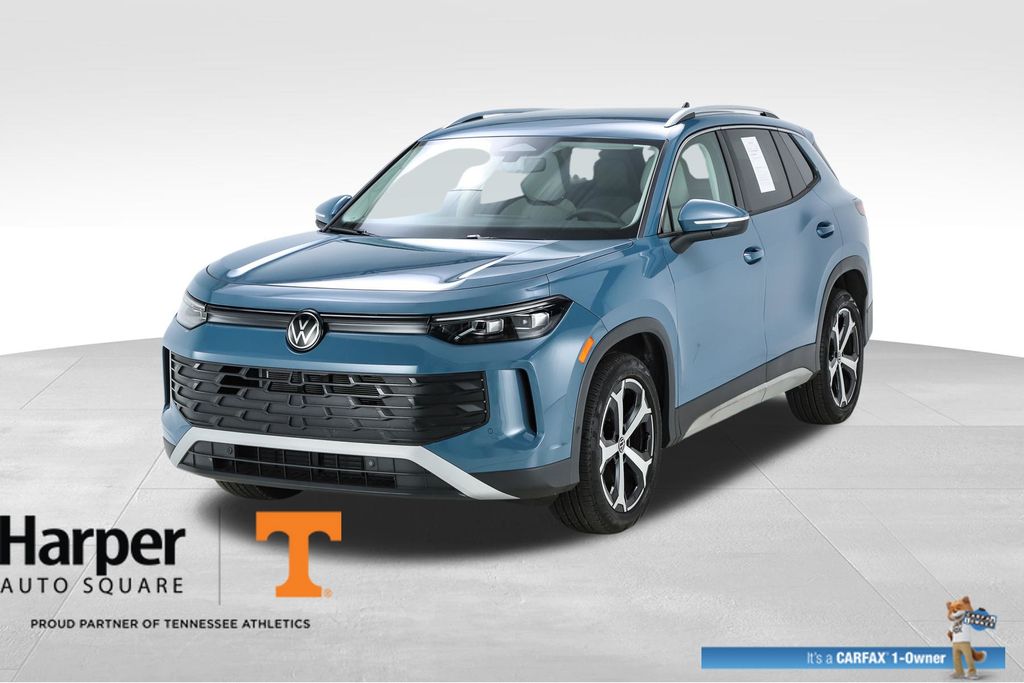 2025 Volkswagen Tiguan 2.0T SE's photo