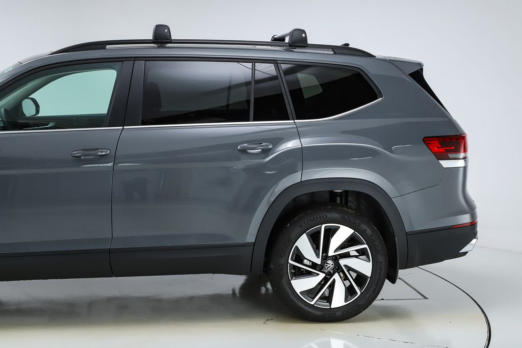 2025 Volkswagen Atlas SE Technology photo 4
