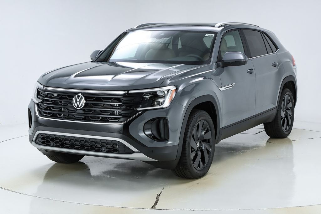 New 2026 Volkswagen Atlas Cross Sport 2.0T SE w/Technology SUV