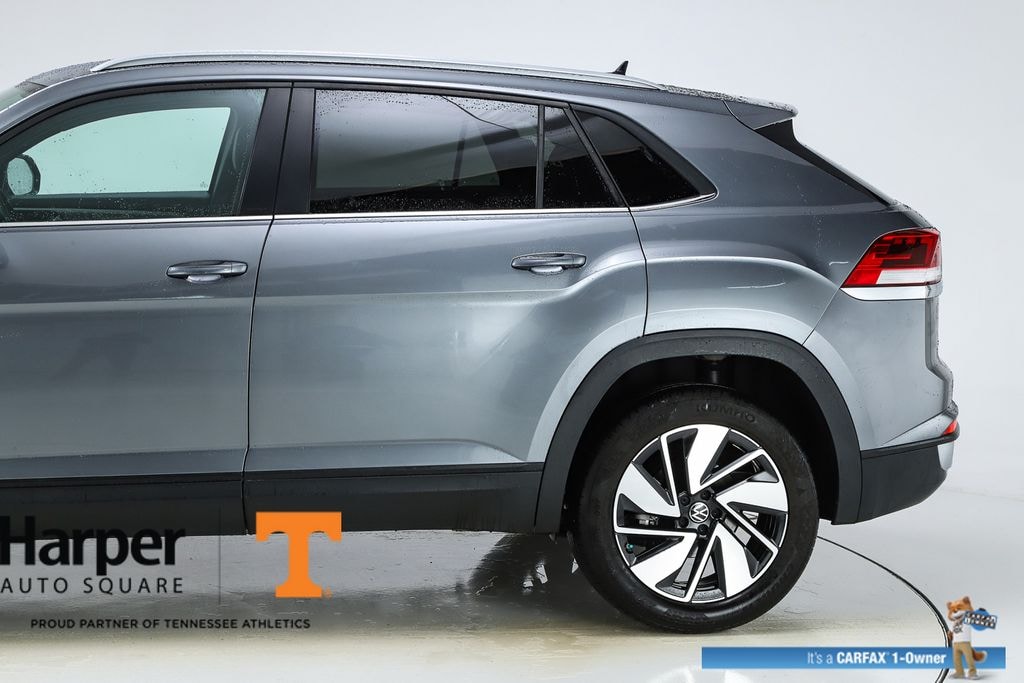 Used 2022 Volkswagen Atlas Cross Sport 2.0T SE SUV