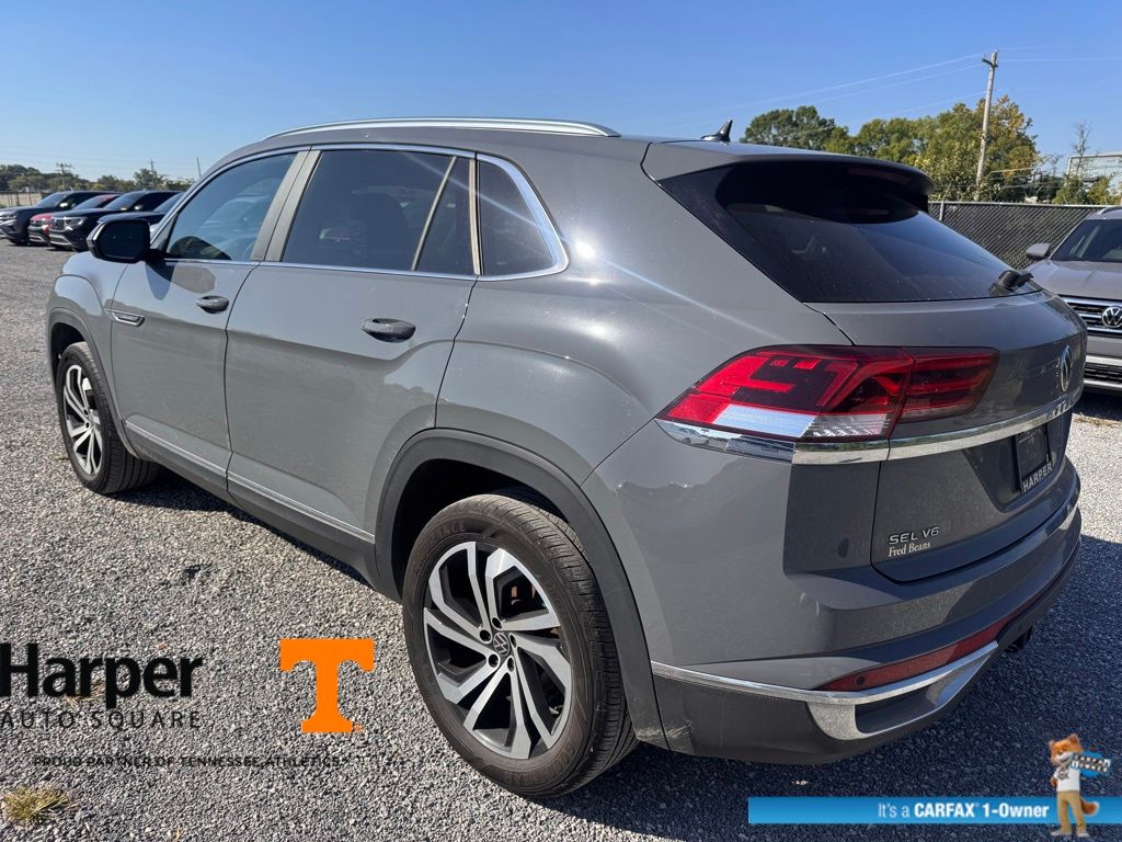 2023 Volkswagen Atlas Cross Sport V6 SEL photo 3