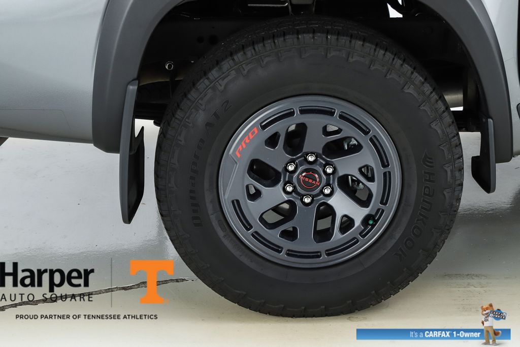 2025 Nissan Frontier PRO-4X - Photo 13