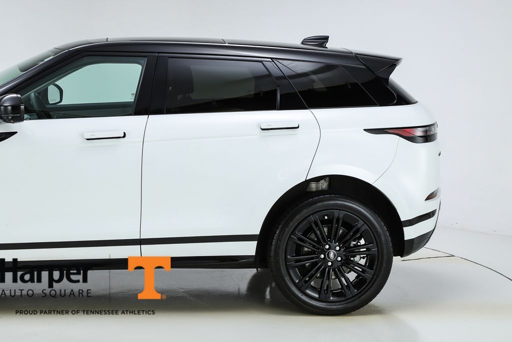 2024 Land Rover Range Rover Evoque Dynamic SE photo 2