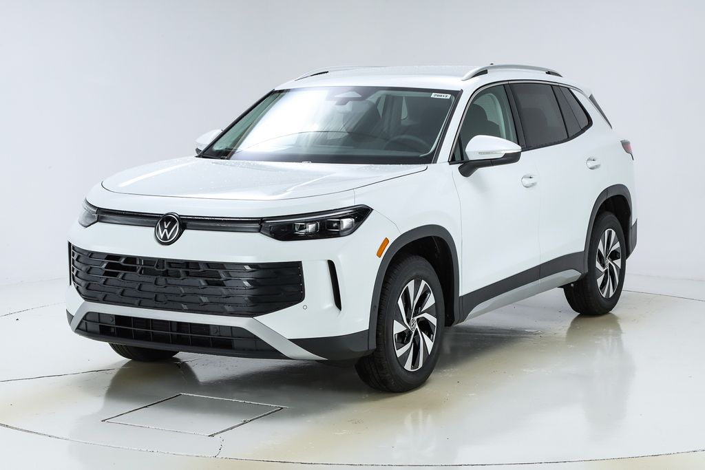 2026 Volkswagen Tiguan S's photo