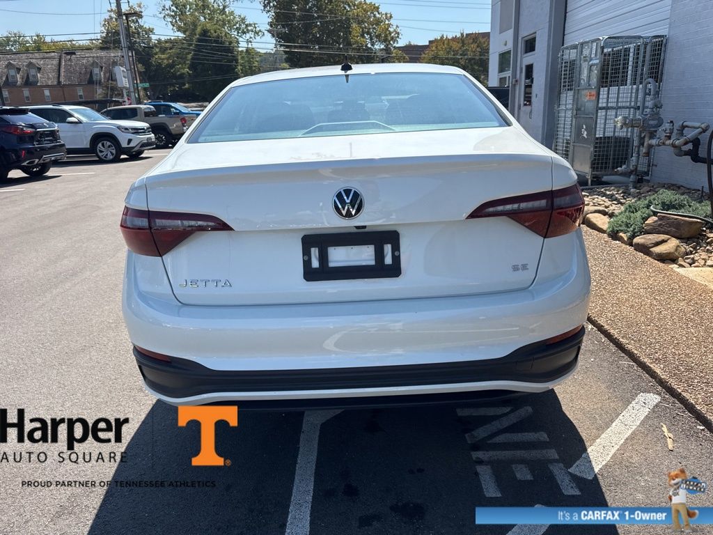 2024 Volkswagen Jetta 1.5T SE photo 4
