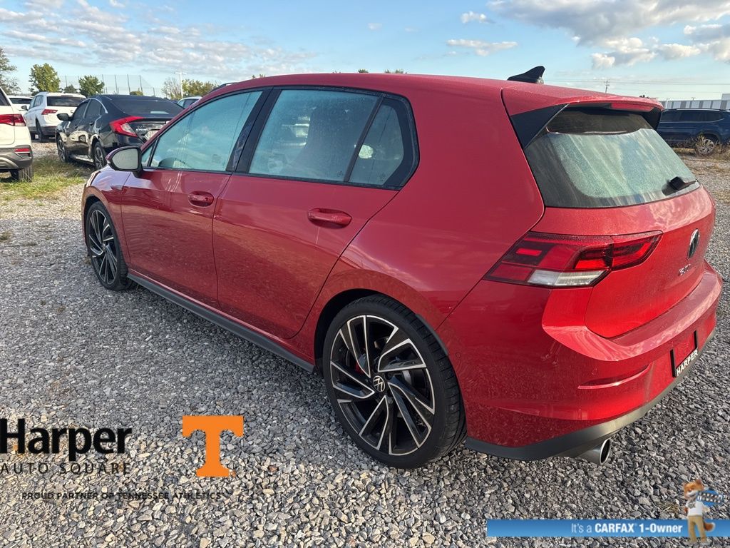 2024 Volkswagen Golf GTI Autobahn photo 3