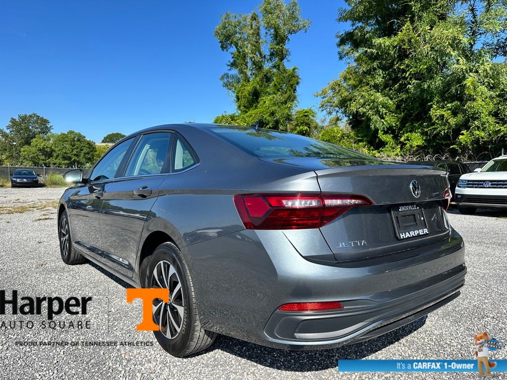 2024 Volkswagen Jetta 1.5T S photo 3