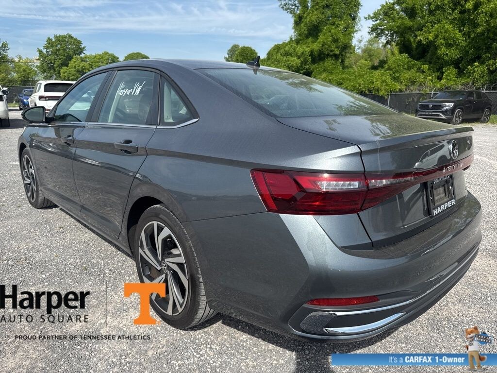 Used 2025 Volkswagen Jetta 1.5T SEL Sedan