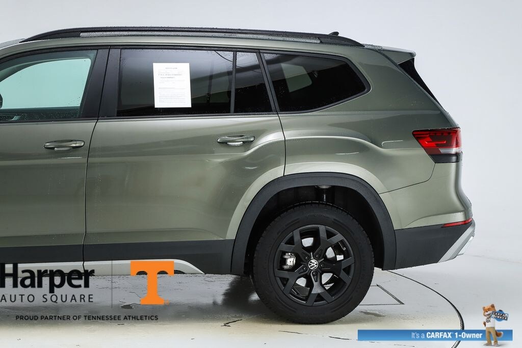 Used 2024 Volkswagen Atlas 2.0T Peak Edition SE w/Technology SUV
