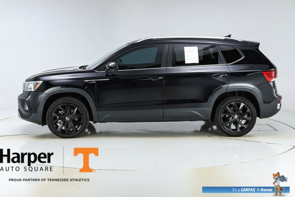 Used 2023 Volkswagen Taos 1.5T SE SUV