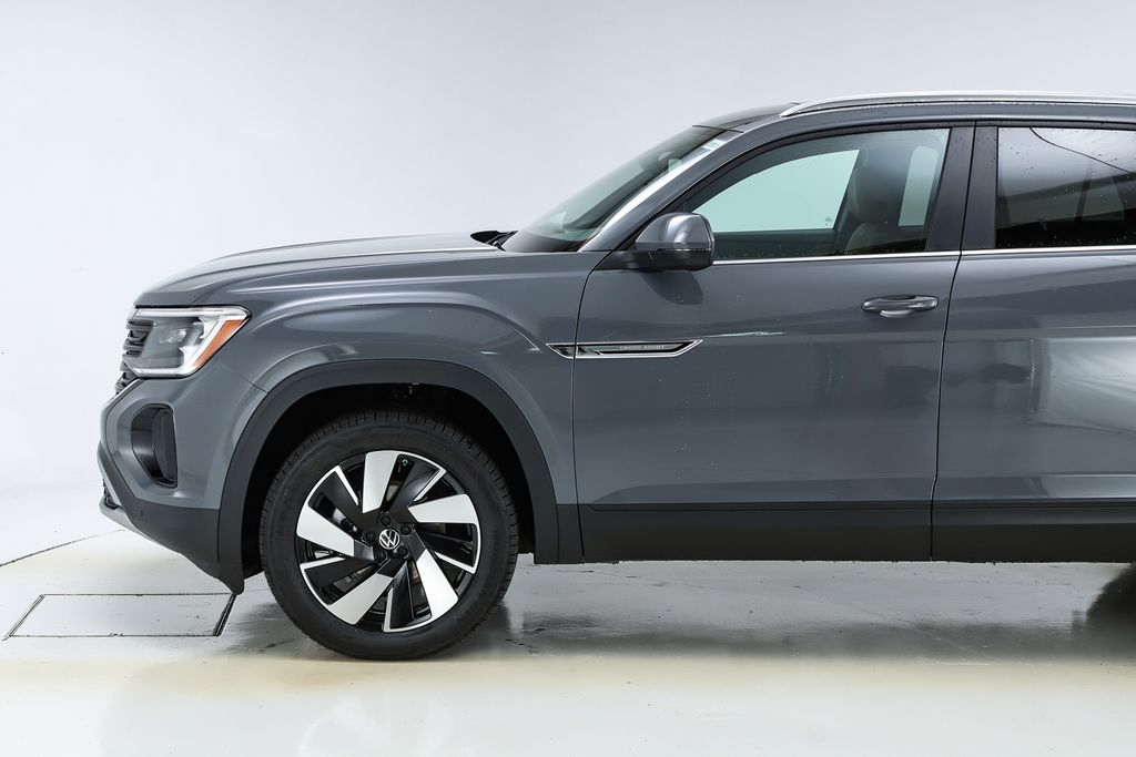 2026 Volkswagen Atlas Cross Sport SE Technology photo 3