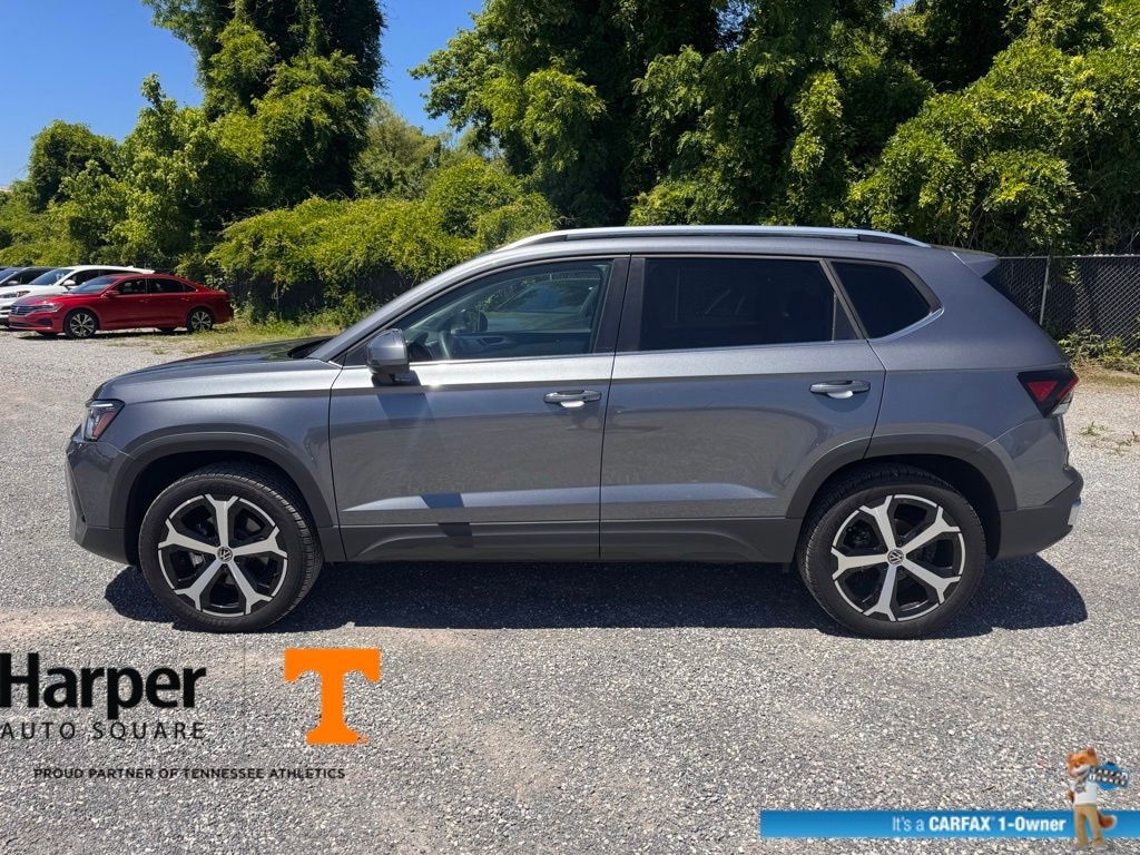 Used 2025 Volkswagen Taos 1.5T SEL SUV