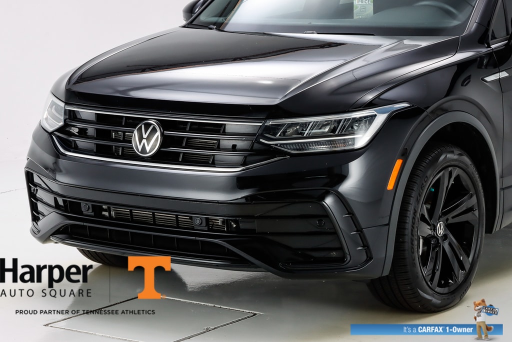 Used 2023 Volkswagen Tiguan SE R-LINE BLACK with VIN 3VVCB7AX9PM103356 for sale in Knoxville, TN