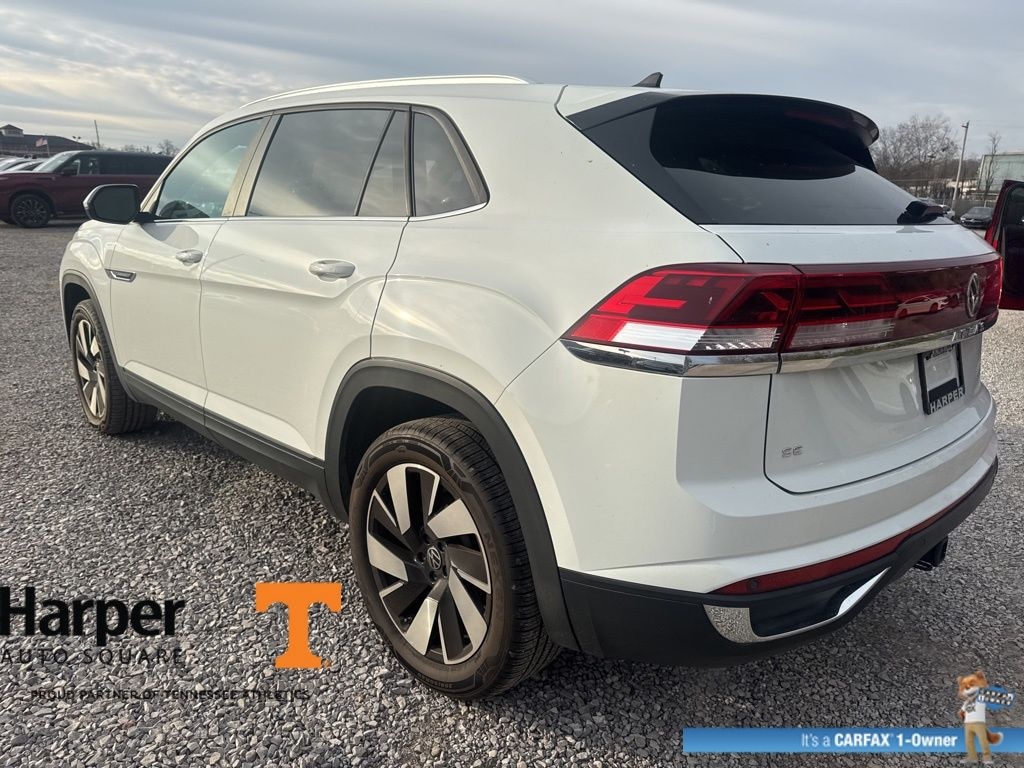Used 2024 Volkswagen Atlas Cross Sport 2.0T SE w/Technology SUV