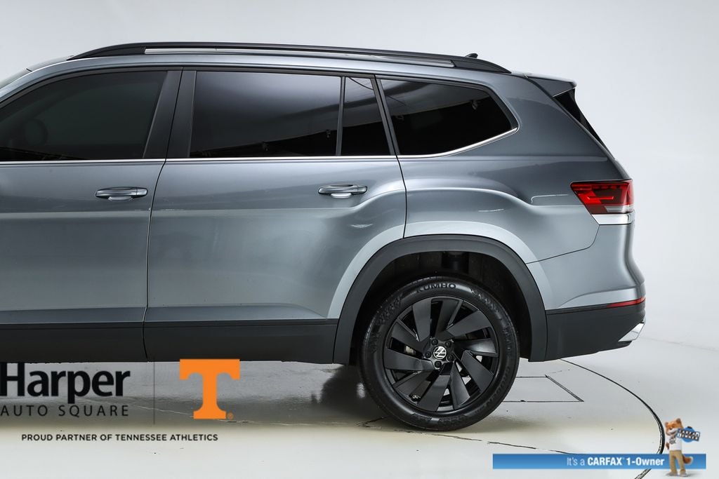 Used 2024 Volkswagen Atlas 2.0T SE w/Technology SUV