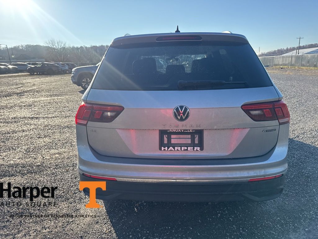2022 Volkswagen Tiguan SE photo 4