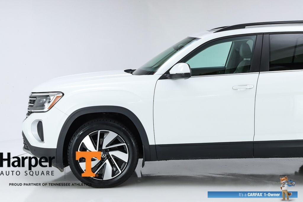 Used 2024 Volkswagen Atlas 2.0T SE w/Technology SUV