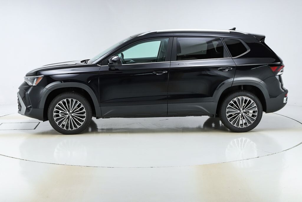 New 2026 Volkswagen Taos 1.5T SE SUV
