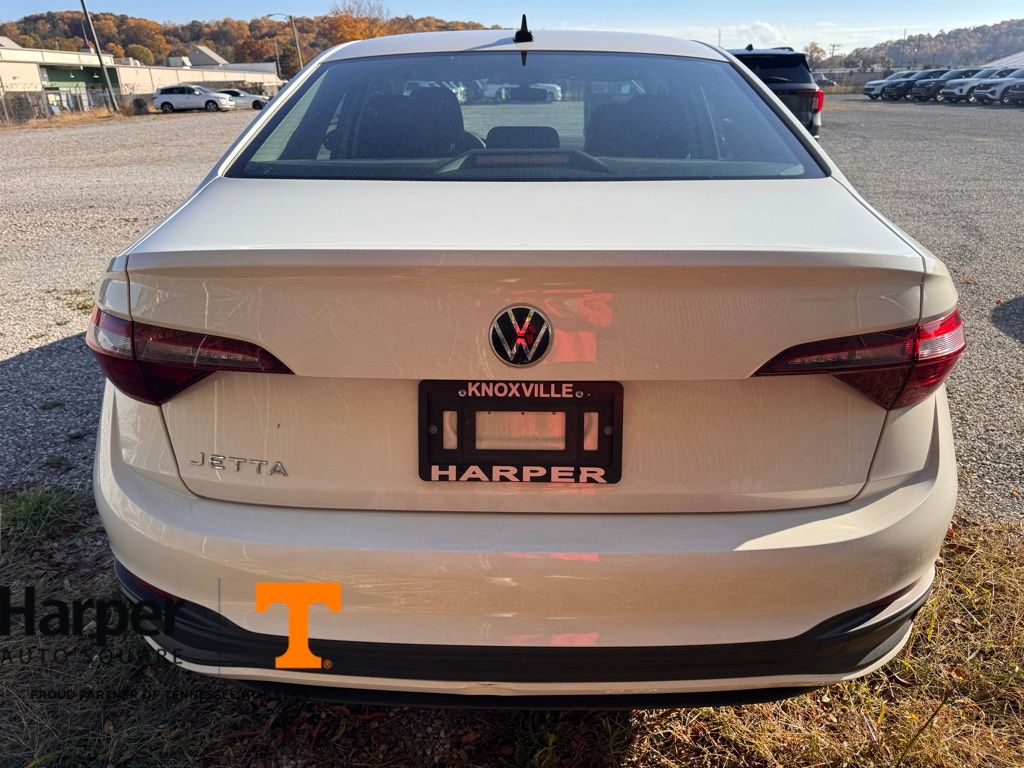 2023 Volkswagen Jetta 1.5T S photo 4