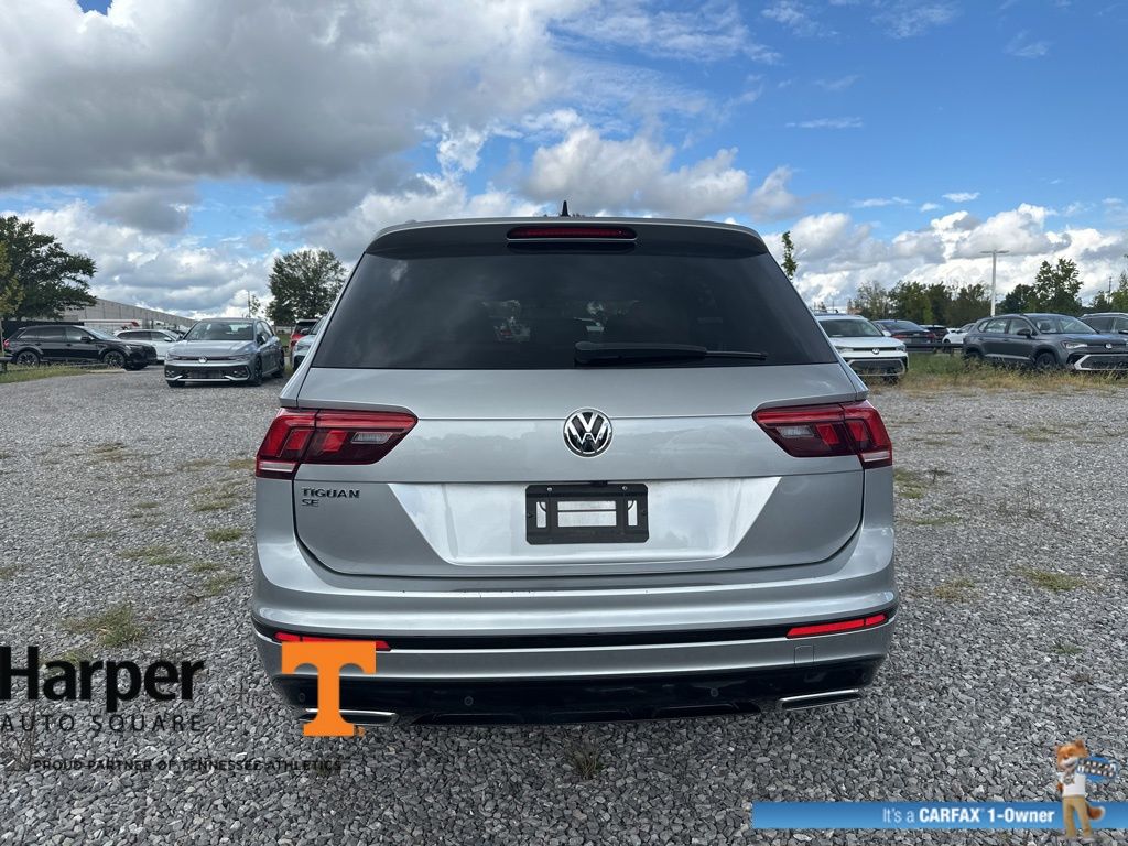2020 Volkswagen Tiguan SE R-Line Black photo 4