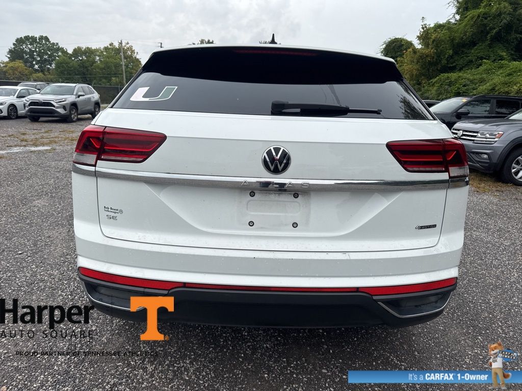2023 Volkswagen Atlas Cross Sport SE photo 3