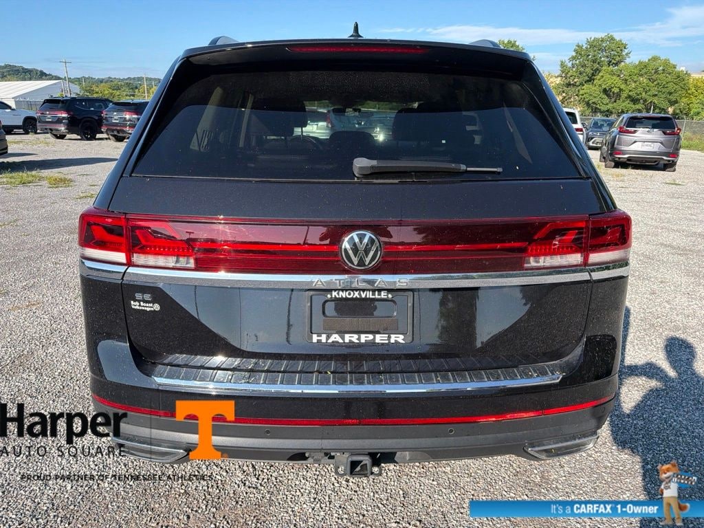 Used 2024 Volkswagen Atlas 2.0T SE w/Technology SUV