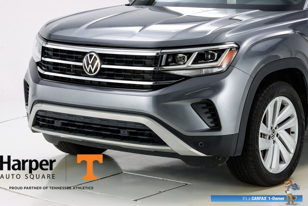 Used 2022 Volkswagen Atlas Cross Sport SE w/Tech with VIN 1V2WE2CA4NC210942 for sale in Knoxville, TN