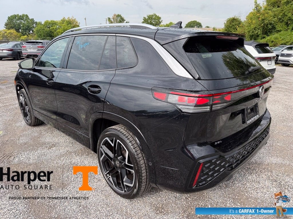 Used 2025 Volkswagen Tiguan 2.0T SEL R-Line SUV