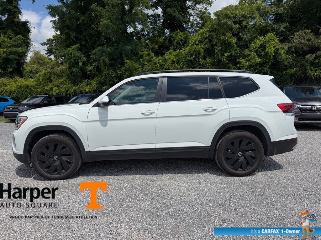 Used 2025 Volkswagen Atlas 2.0T SE w/Technology SUV