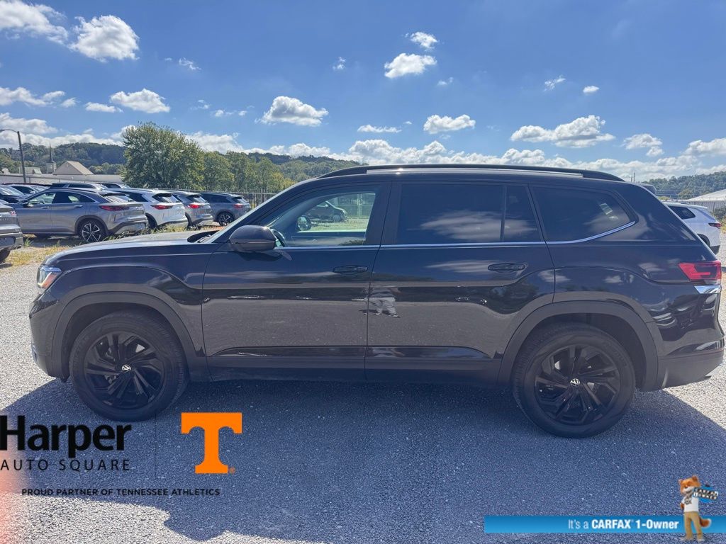 2023 Volkswagen Atlas V6 SE Technology photo 2
