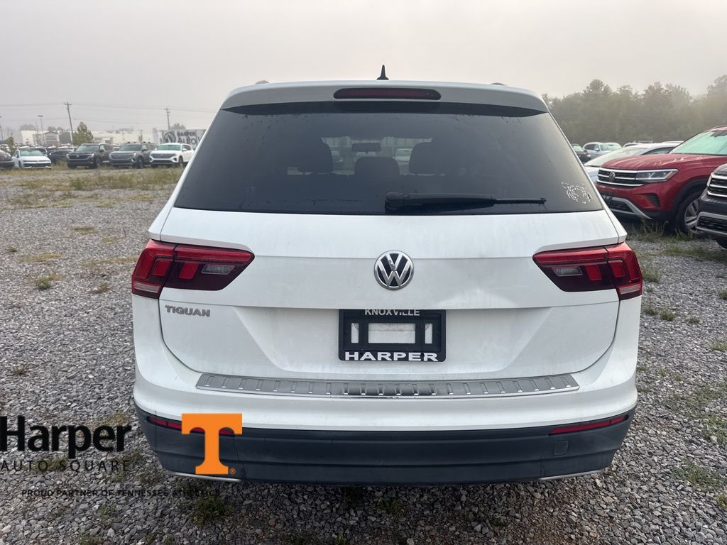 2020 Volkswagen Tiguan S photo 3
