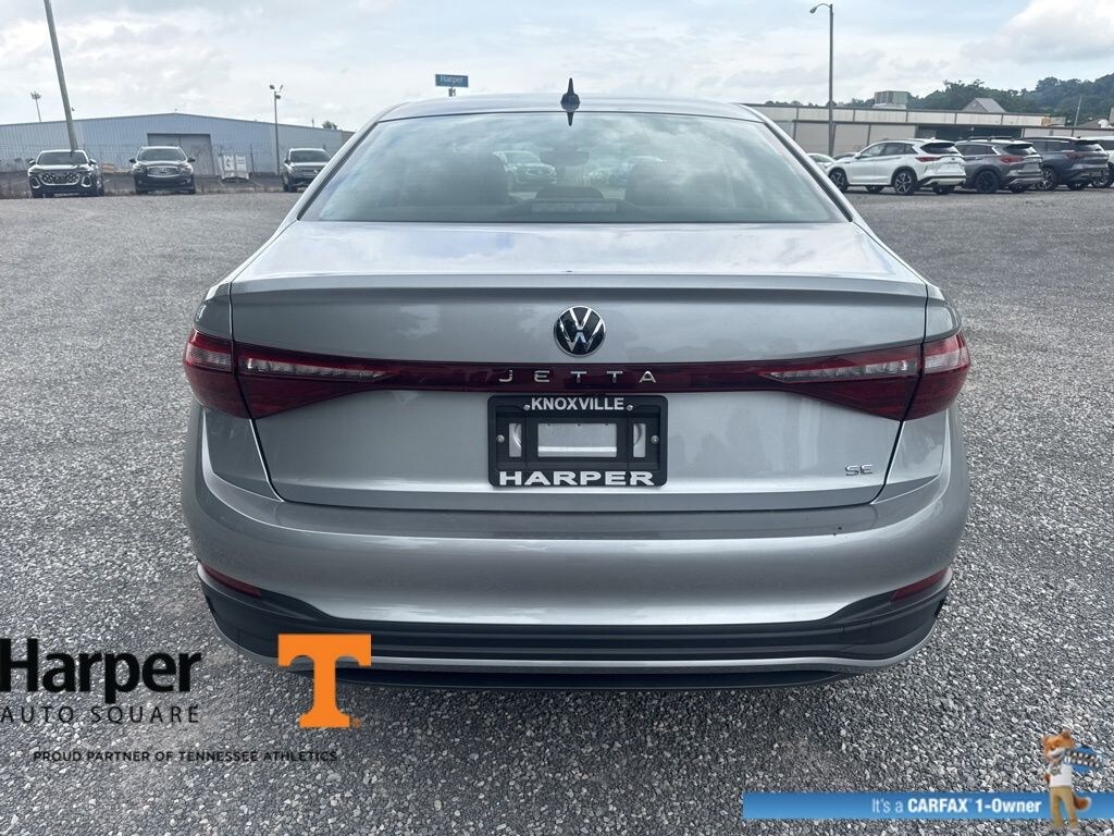 Used 2025 Volkswagen Jetta 1.5T SE Sedan