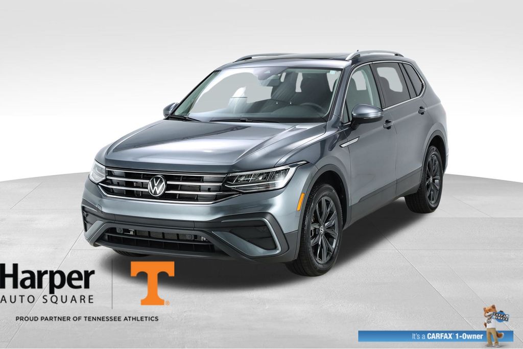 Pre-Owned 2024 Volkswagen Tiguan 2.0T