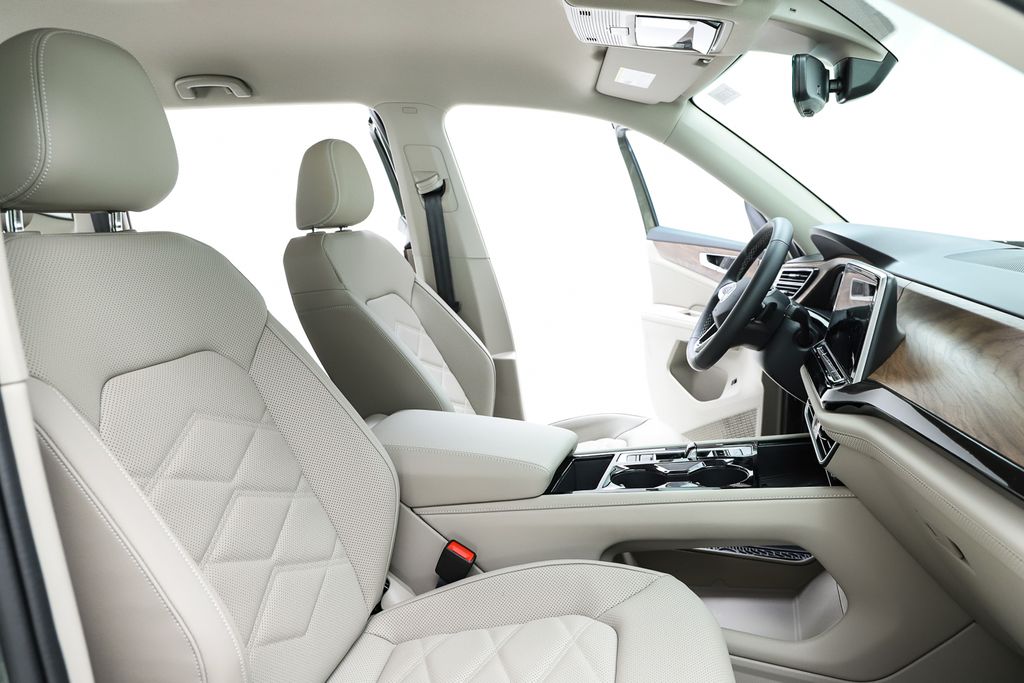 2026 Volkswagen Atlas SE w/Tech - Photo 36