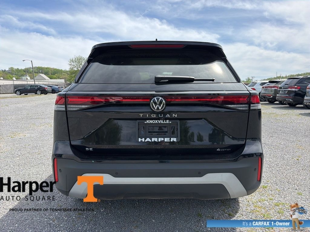 Used 2025 Volkswagen Tiguan 2.0T SE SUV